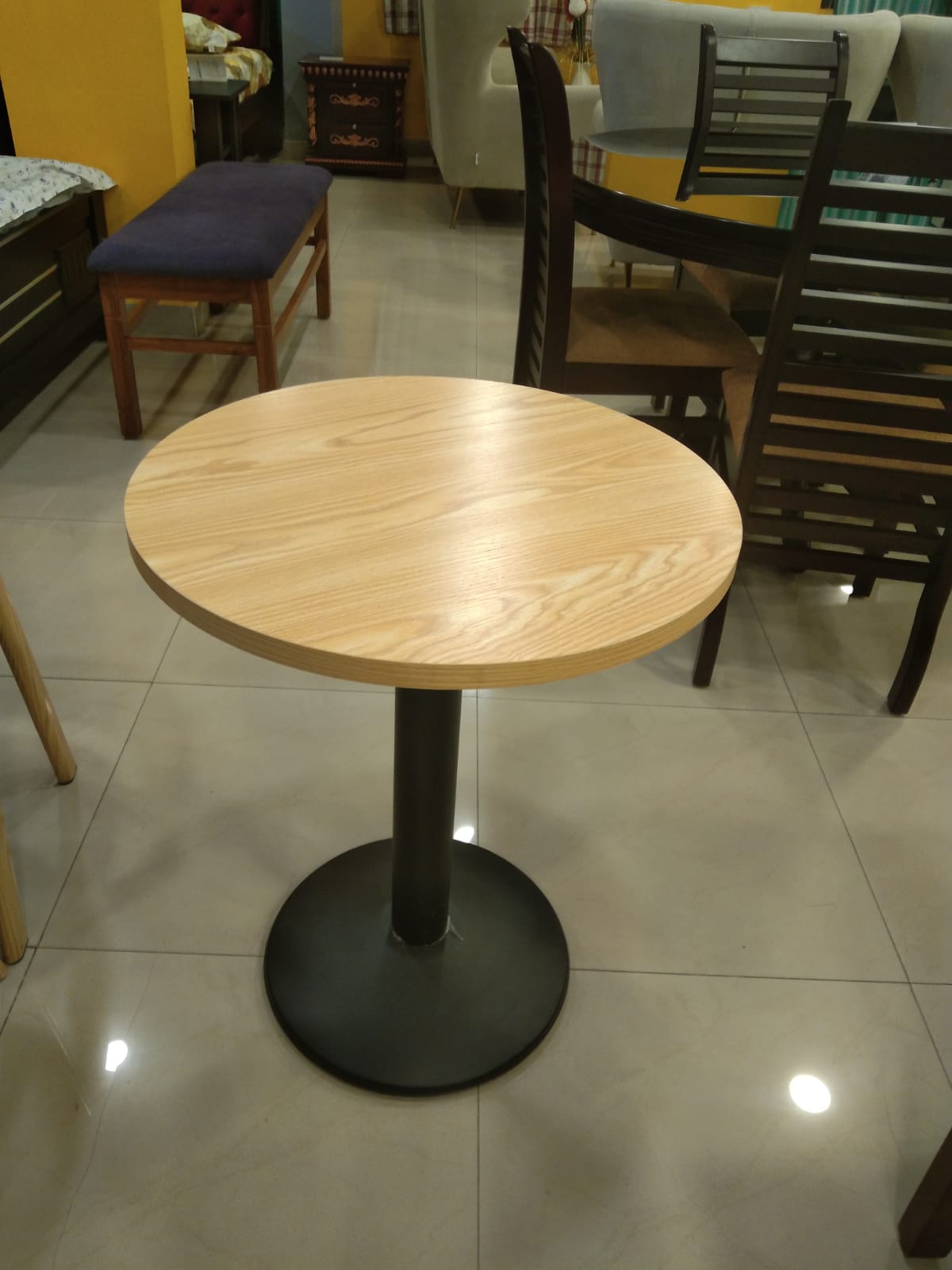 AMM ROUND Table | Furniture in Chennai | JFA.IN