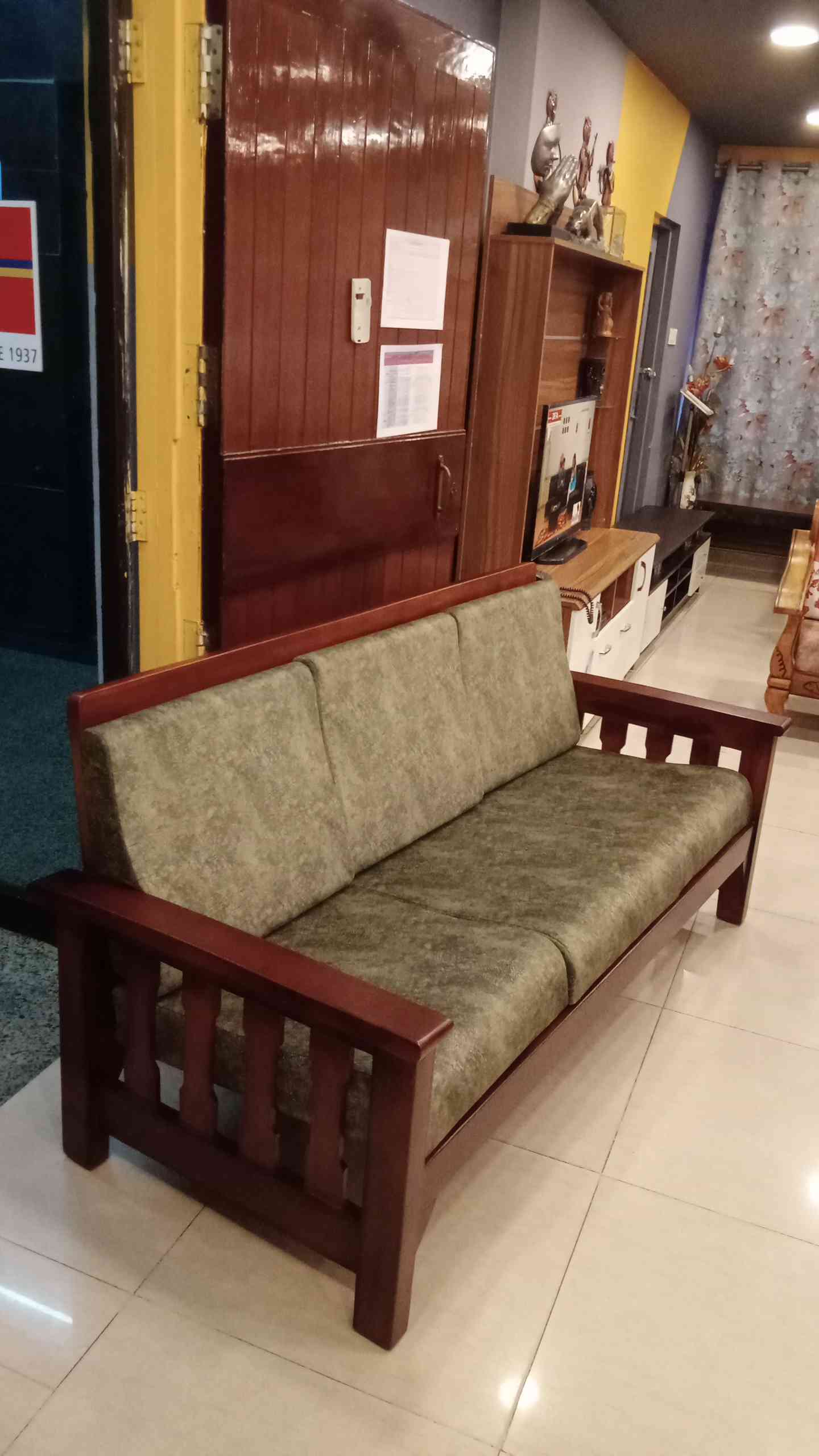 Akbar Sofa Set Wooden Sofa in Chennai JFA.IN