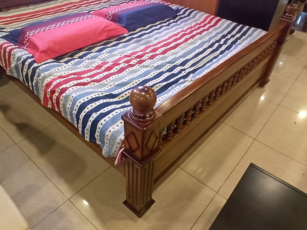 BD18 Solid Teak wood cot Furniture Showroom in Chennai JFA.IN